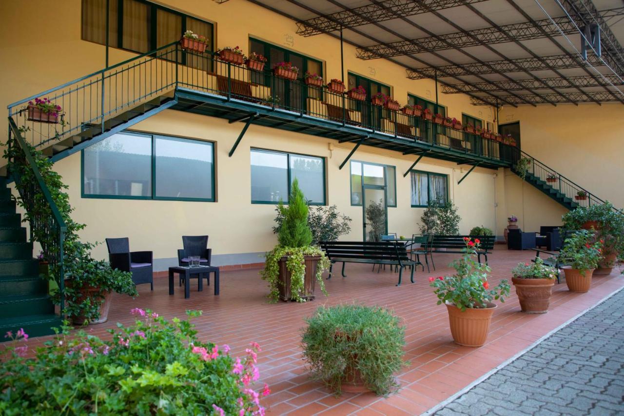 Al Frantoio Maddii Levane Bed And Breakfast Exterior photo